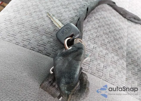 2003 Toyota Tundra Sr5 V8 z USA, uszkodzony, nr VIN 5TBBT44113S364707